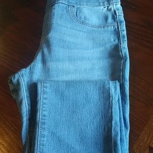 Old Navy size xl 14 Skinny soft Jeans
